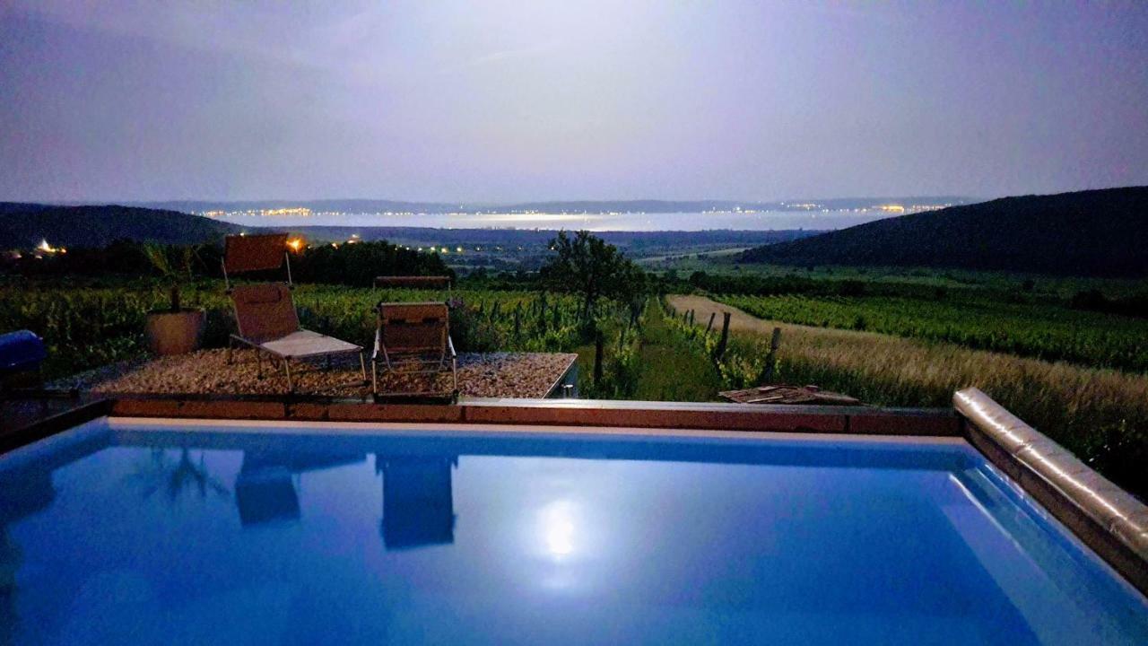Dörgicse Panorama, Balatonヴィラ エクステリア 写真